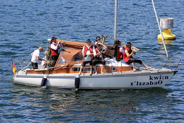 疑进一步升 疑进一步升